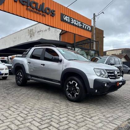 RENAULT OROCH 1.3 TCE FLEX OUTSIDER X-TRONIC RENAULT OROCH 1.3 TCE FLEX OUTSIDER X-TRONIC